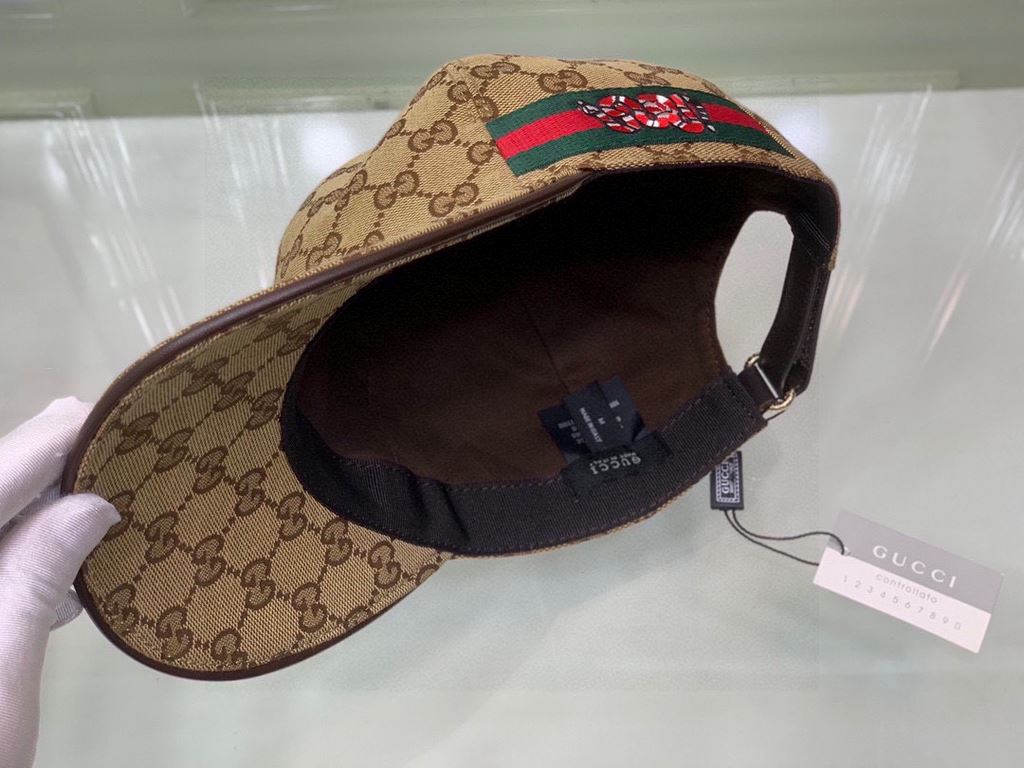 With box bag, Gucci (Gucci) new original single baseball cap, embroidered python, 11 open mold customized, heavy embroidery, delicate luxury, details comparable to the counter, original canvas material   head layer cowhi