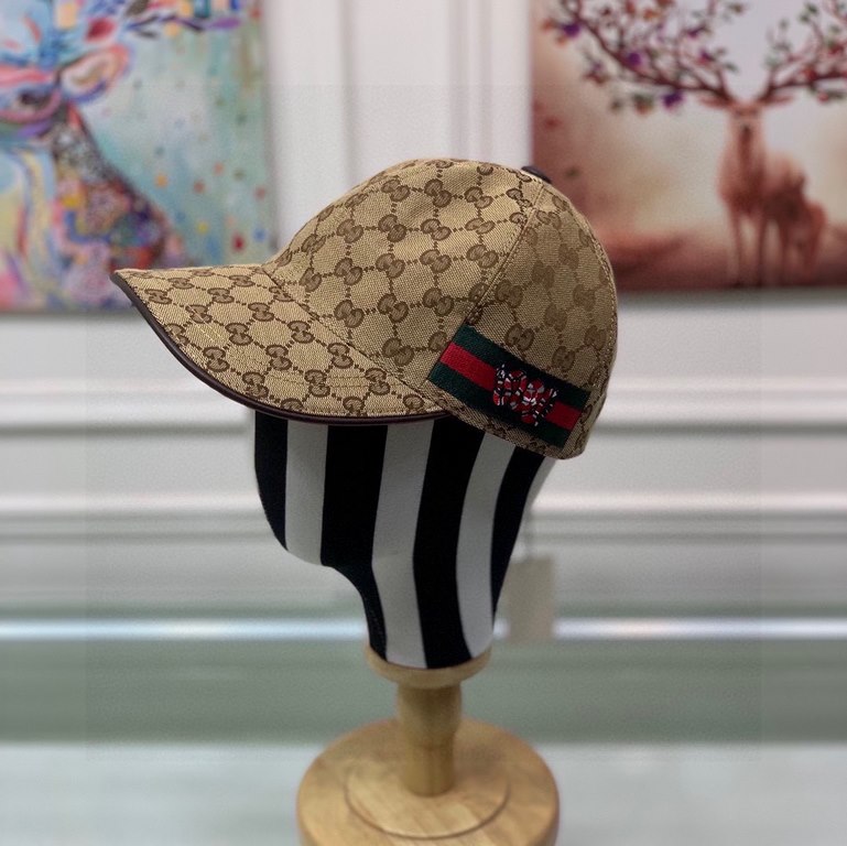 With box bag, Gucci (Gucci) new original single baseball cap, embroidered python, 11 open mold customized, heavy embroidery, delicate luxury, details comparable to the counter, original canvas material   head layer cowhi