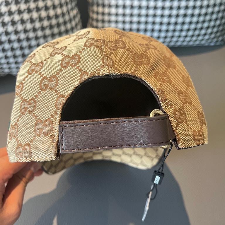 With box cloth bag, Gucci (Gucci) latest original single baseball cap, double G webbing. Counter 11 open mold customized, the highest version, the original canvas material   head cowhide, lightweight and breathable! In-k