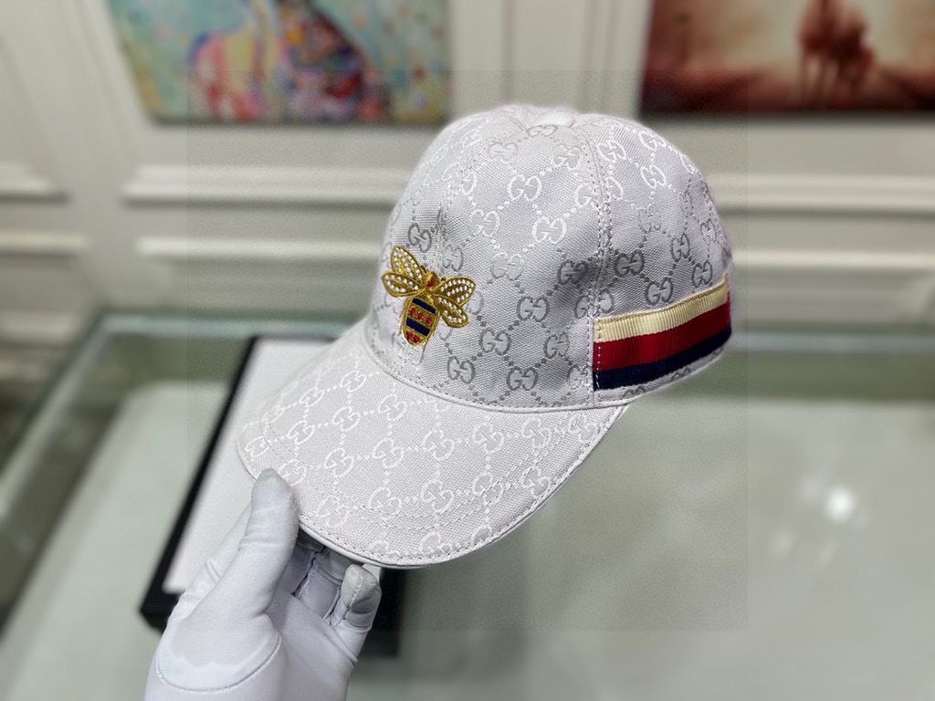 With box cloth bag, Gucci (Gucci) classic original single baseball cap, small white cap. Counter 11 open mold customized, the highest version, the original canvas material   head layer cowhide, lightweight and breathable