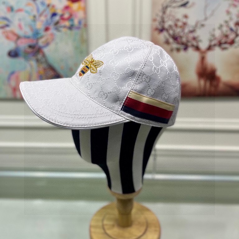 With box cloth bag, Gucci (Gucci) classic original single baseball cap, small white cap. Counter 11 open mold customized, the highest version, the original canvas material   head layer cowhide, lightweight and breathable