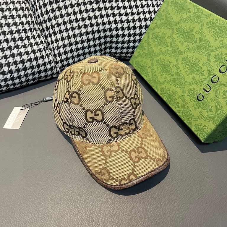 With packaging cloth bag, Gucci Gucci new original single baseball cap, large double G, counter 11 open mold ordering, perfect pair of flowers, the original canvas fabric   head layer cowhide, lightweight and breathable!