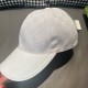 With box cloth bag, Gucci (Gucci) classic original single baseball cap, small double G cowhide splicing, 11 open mold ordering, superb quality! Brim head layer cowhide embossing, excellent quality! Base head circumferenc