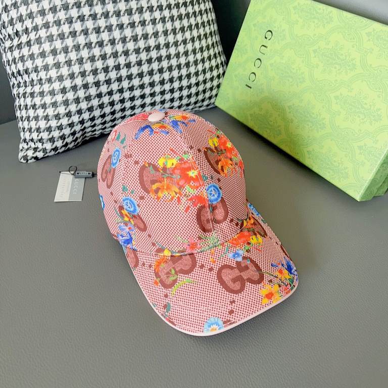 Gucci Gucci Baseball Caps, Gucci Gucci Baseball Caps.With packaging cloth bag, Gucci Gucci new original single baseball cap, crushed flowers large double G, counter 11 open mold ordering, perfect pair of flowers, origina