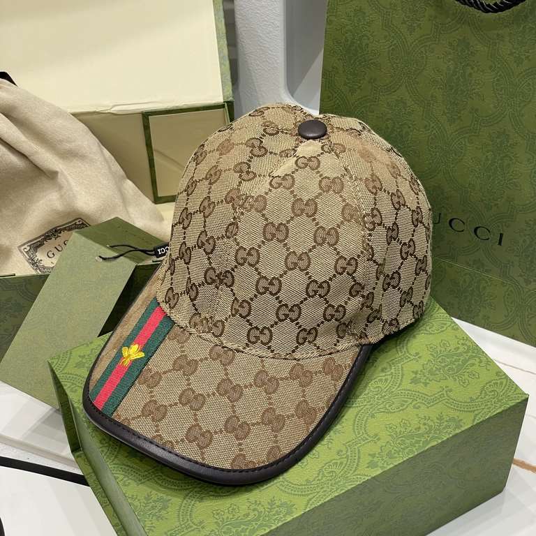 Gucci (Gucci) classic original single baseball cap     counter 11 open mold customized, the highest version, the original canvas material   head layer cowhide, cotton lining, light and breathable! In-kind shooting, four 