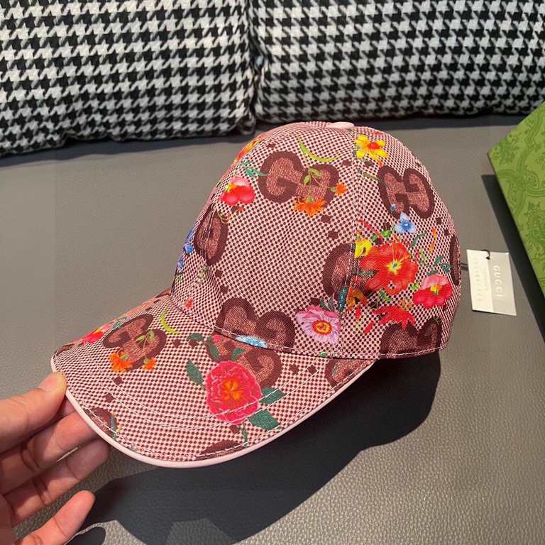 With packaging cloth bag, Gucci Gucci new original single baseball cap, broken flowers large double G, counter 11 open mold ordering, perfect pair of flowers, the original canvas fabric   head layer cowhide, lightweight 