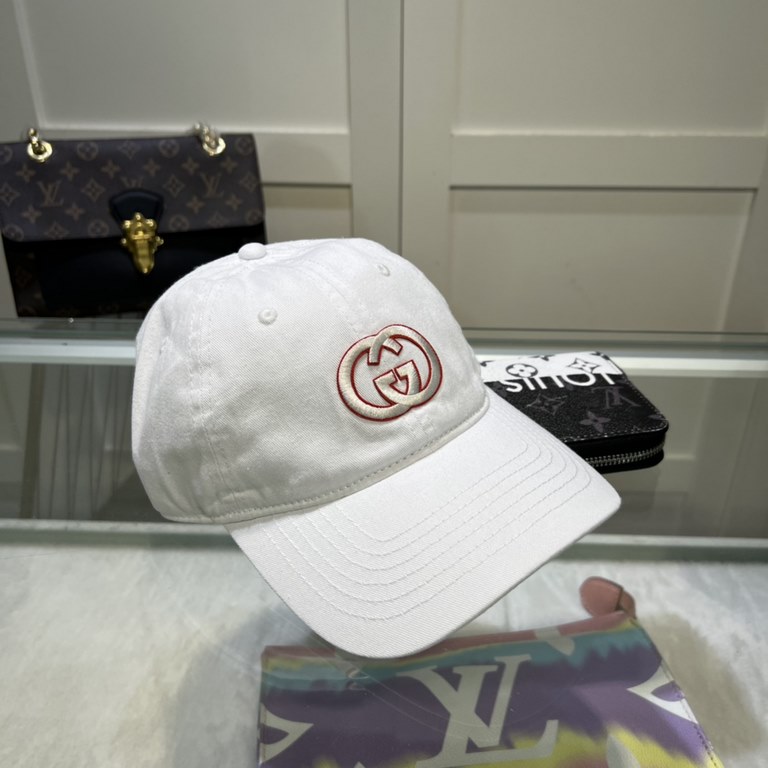 Gucci baseball cap  GUCCI  official website new, baseball cap, original single quality fire attack    Craft is very exquisite High-grade atmosphere upscale! Low-key luxury, easy to carry!