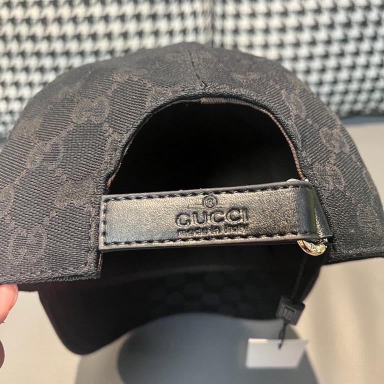 Gucci baseball cap.With box cloth bag, Gucci (Gucci) classic original single baseball cap, flower webbing, counter 11 open mold customized, the highest version, the original canvas material   head layer cowhide, lightwei