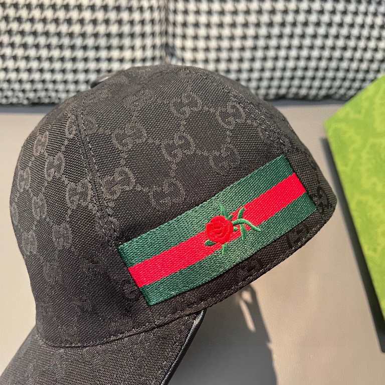 Gucci baseball cap.With box cloth bag, Gucci (Gucci) classic original single baseball cap, flower webbing, counter 11 open mold customized, the highest version, the original canvas material   head layer cowhide, lightwei