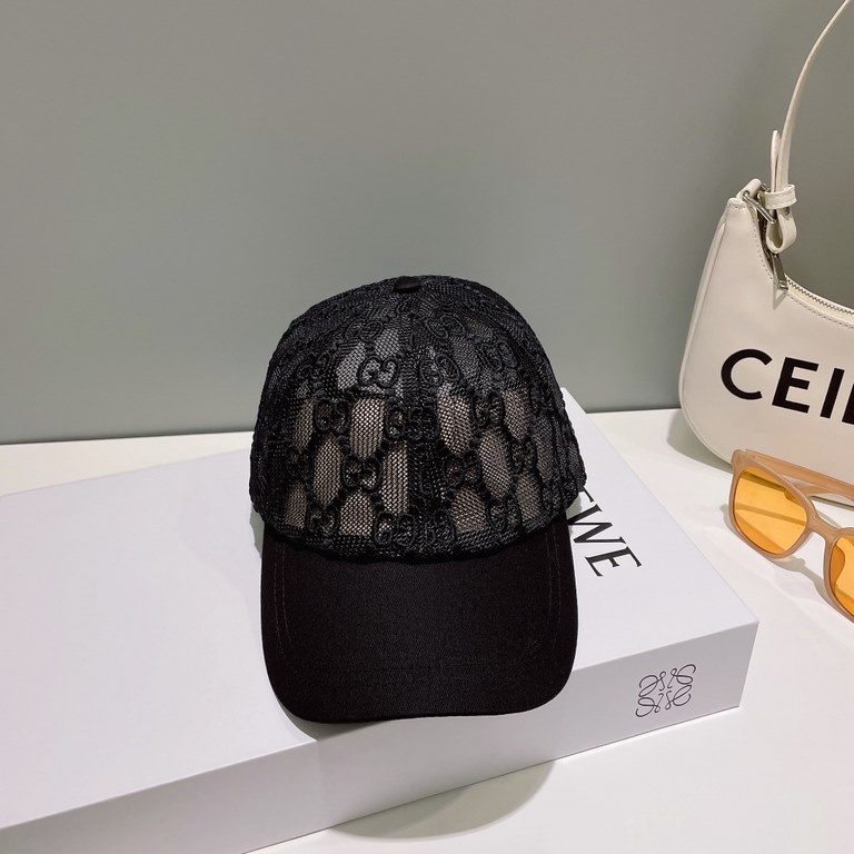 Gucci baseball cap  GUCCI baseball cap   official website new, baseball cap, original single quality fire attack    The craft is very exquisite High-grade atmosphere upscale! Low-key luxury, easy to carry! Running quanti