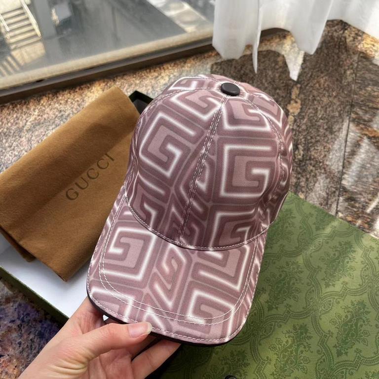 With packaging cloth bag, Gucci Gucci new original single baseball cap, art large double G, counter 11 open mold ordering, perfect pair of flowers, original canvas fabric   head layer cowhide, lightweight and breathable!