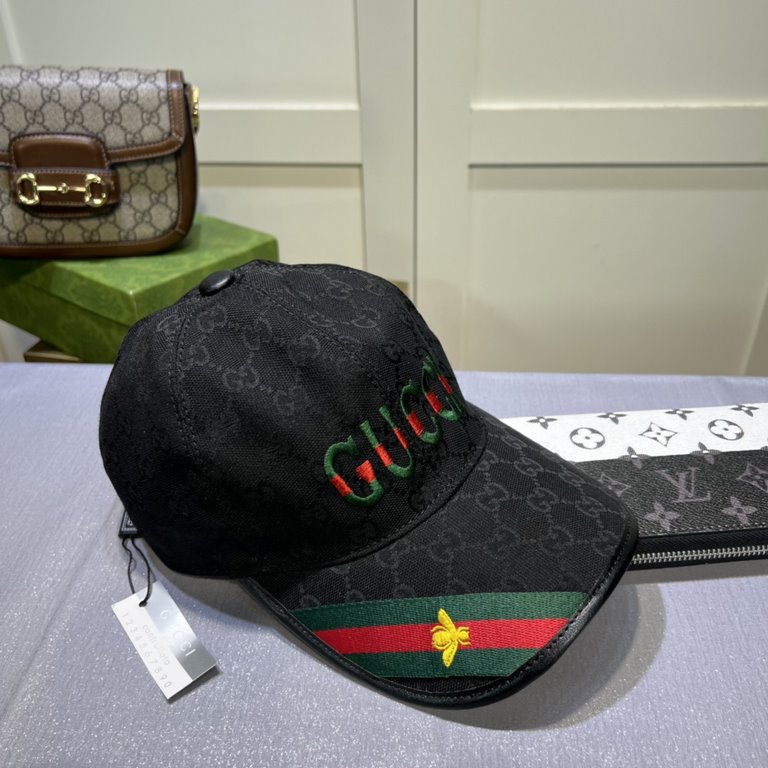 Gucci (Gucci) classic original single baseball cap, 11 open mold customized, original canvas material   head layer cowhide, British and awesome quality! Cotton lining, base head circumference 56, patch adjustable.