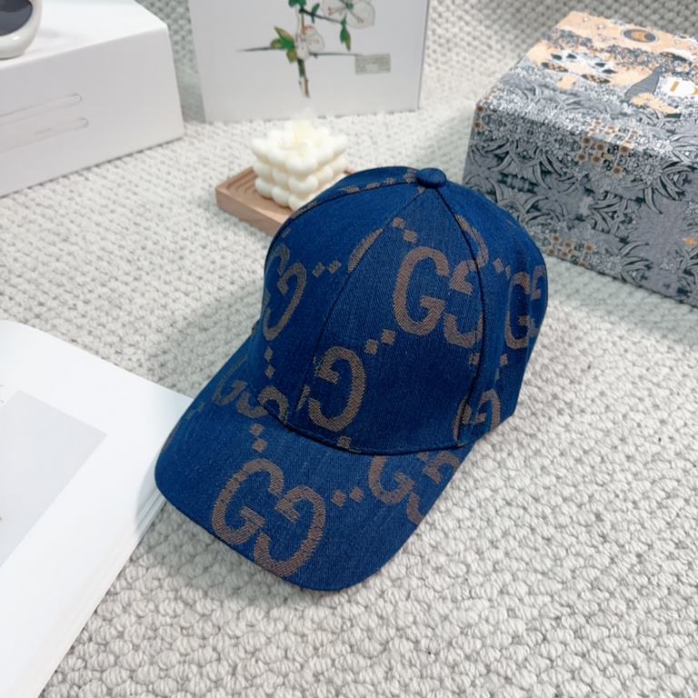 GUCCI Gucci new counter synchronization baseball cap   big brand models super good with, hurry to get!