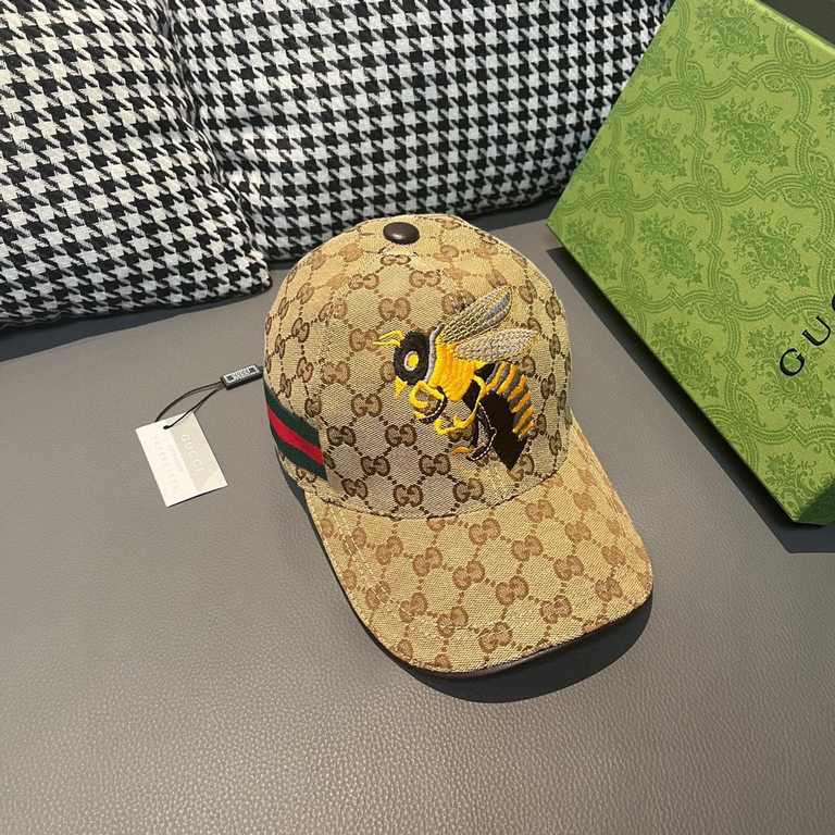 Gucci Baseball Cap, Gucci Baseball Cap, Gucci Baseball Cap.With box bag, Gucci (Gucci) original single baseball cap, large bee embroidery, 11 open mold customized, heavy embroidery, details comparable to the counter, the