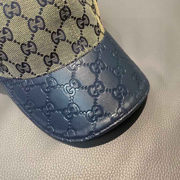 With box cloth bag, Gucci (Gucci) classic original single baseball cap, small double G cowhide splicing, 11 open mold ordering, superb quality! Brim head layer cowhide embossing, excellent quality! Base head circumferenc