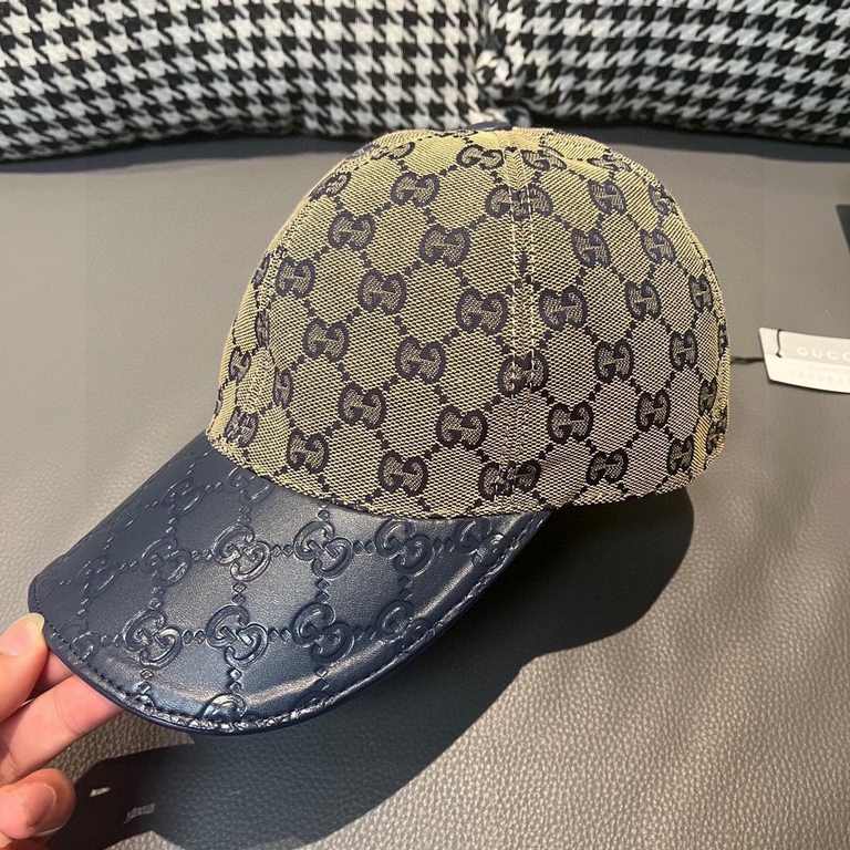 With box cloth bag, Gucci (Gucci) classic original single baseball cap, small double G cowhide splicing, 11 open mold ordering, superb quality! Brim head layer cowhide embossing, excellent quality! Base head circumferenc