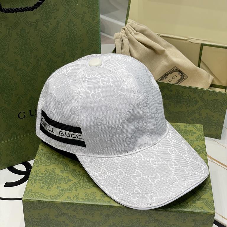 Gucci (Gucci) classic original single baseball cap     counter 11 open mold customized, the highest version, the original canvas material   head layer cowhide, cotton lining, light and breathable! In-kind shooting, four 