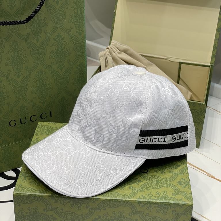 Gucci (Gucci) classic original single baseball cap     counter 11 open mold customized, the highest version, the original canvas material   head layer cowhide, cotton lining, light and breathable! In-kind shooting, four 