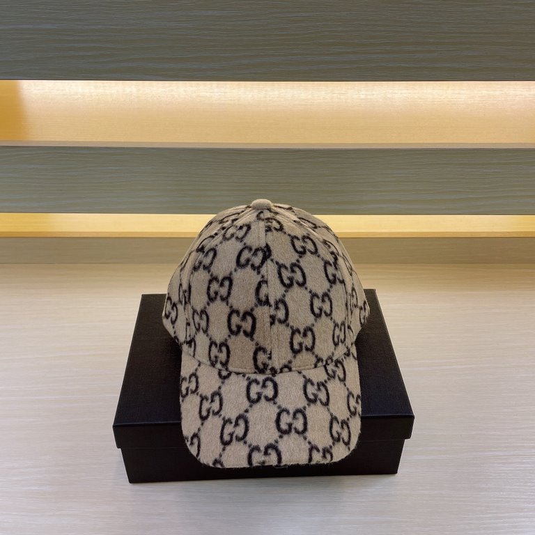 Gucci Gucci new duck tongue cap, tweed baseball cap, 100% wool fabric  % Haute Couture, head circumference 57cm