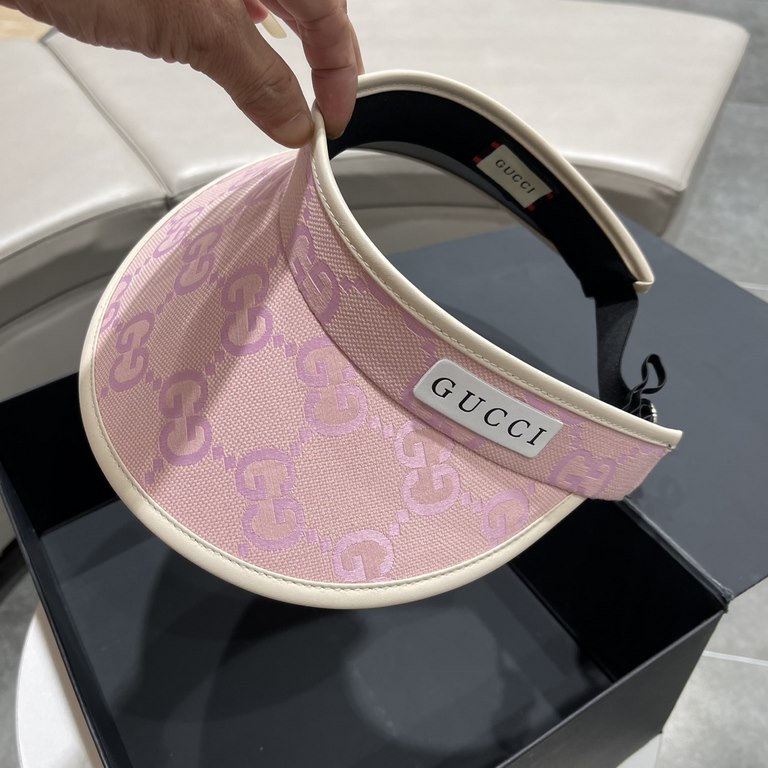 Gucci GUCCI high-end single product   sports and leisure hollow top hat   the latest popular version     hat type is super awesome   men and women universal couple models, a must-have godsend for the trip [naughty]