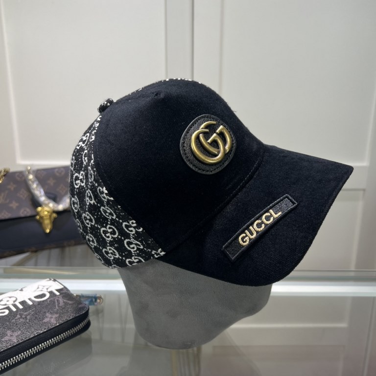 Gucci Gucci new original baseball cap in original canvas, lightweight and breathable! Base head circumference 56, patch adjustable.