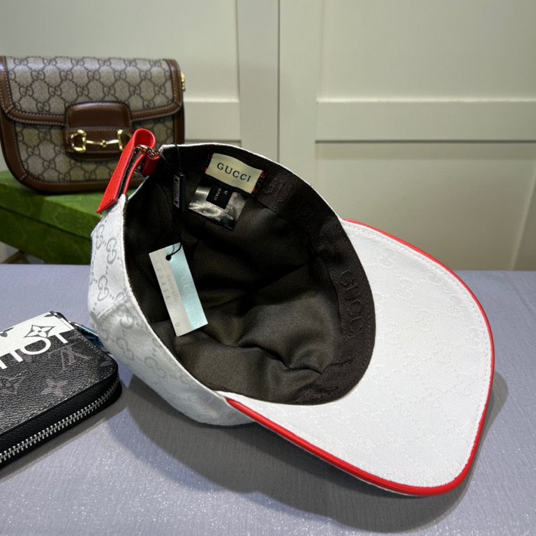 Gucci (Gucci) classic original single baseball cap, double G denim jacquard, retro design, counter 11 open mold order! Original denim fabric   head layer cowhide, lightweight and breathable! In-kind shooting, men and wom