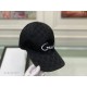 Gucci baseball cap.With box bag, Gucci (Gucci) new original single baseball cap, art word embroidery, 11 open mold customized, heavy embroidery, details comparable to the counter, the original canvas material   head laye