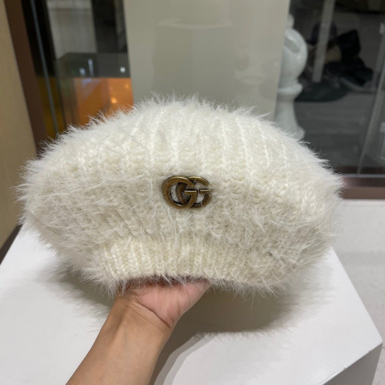 GUCCI Gucci 2023 burst of furry wool beret women's fall and winter knitted wool show face small belle hat