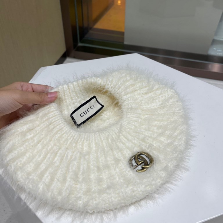 GUCCI Gucci 2023 burst of furry wool beret women's fall and winter knitted wool show face small belle hat