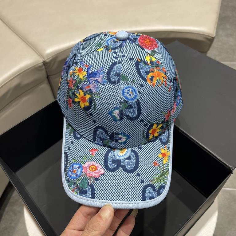 [GUCCI Gucci baseball cap  , counter new simple and very trendy! Casual sports models, classic production, super good with clothes!