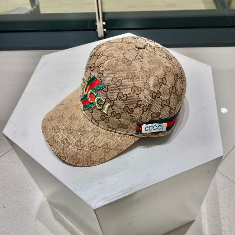 Gucci Gucci new original single baseball cap, exquisite pure also grungy very feeling, cool and very stylish, counter out of stock popular quality superb