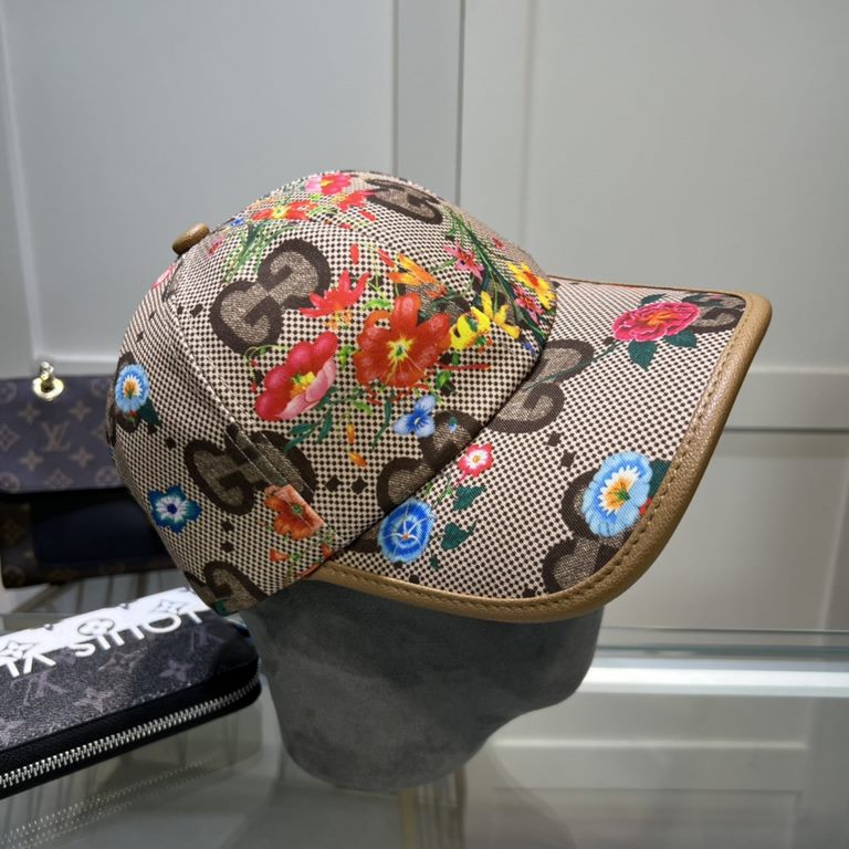 Gucci baseball cap  GUCCI  official website new, baseball cap, original single quality fire attack    Craft is very exquisite High-grade atmosphere upscale! Low-key luxury, easy to carry!