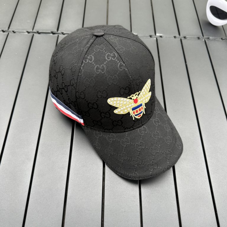 Gucci Gucci new original single baseball cap, exquisite pure also grunge very feeling, cool and very stylish, counter out of stock popular, quality is super!