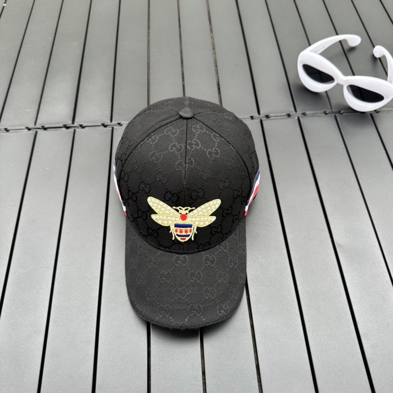 Gucci Gucci new original single baseball cap, exquisite pure also grunge very feeling, cool and very stylish, counter out of stock popular, quality is super!