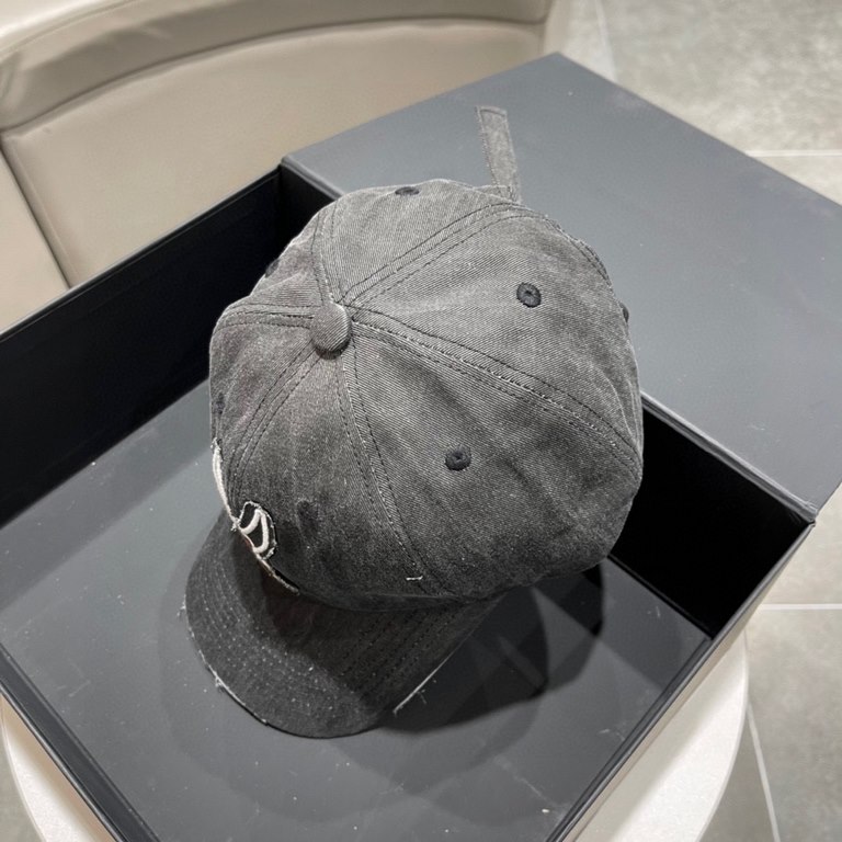 Gucci GUCCI baseball cap   2023 early spring official website denim washed new Gucci baseball cap, the original quality of the original single fire    Craftsmanship is very exquisite High-grade atmosphere upscale! Low-ke