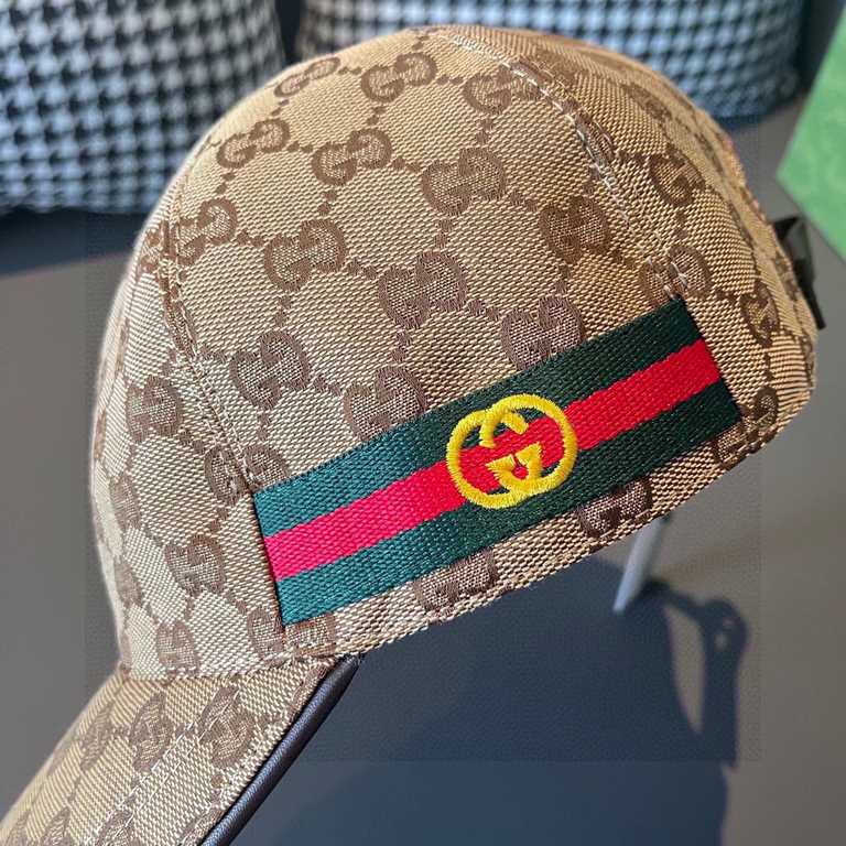 .With box cloth bag, Gucci (Gucci) latest original single baseball cap, double G webbing. Counter 11 open mold customized, the highest version, the original canvas material   head layer cowhide, lightweight and breathabl