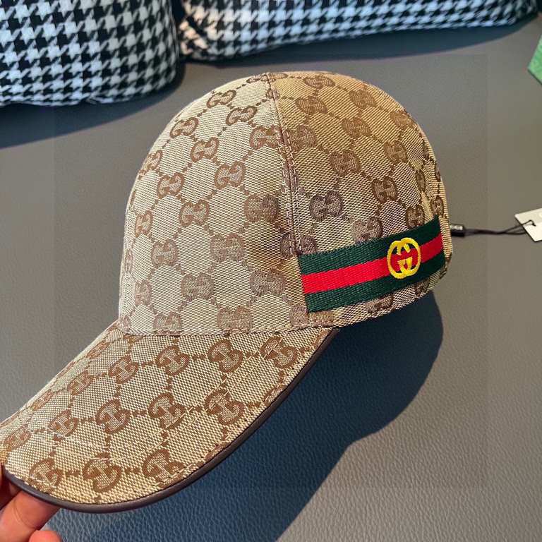 .With box cloth bag, Gucci (Gucci) latest original single baseball cap, double G webbing. Counter 11 open mold customized, the highest version, the original canvas material   head layer cowhide, lightweight and breathabl