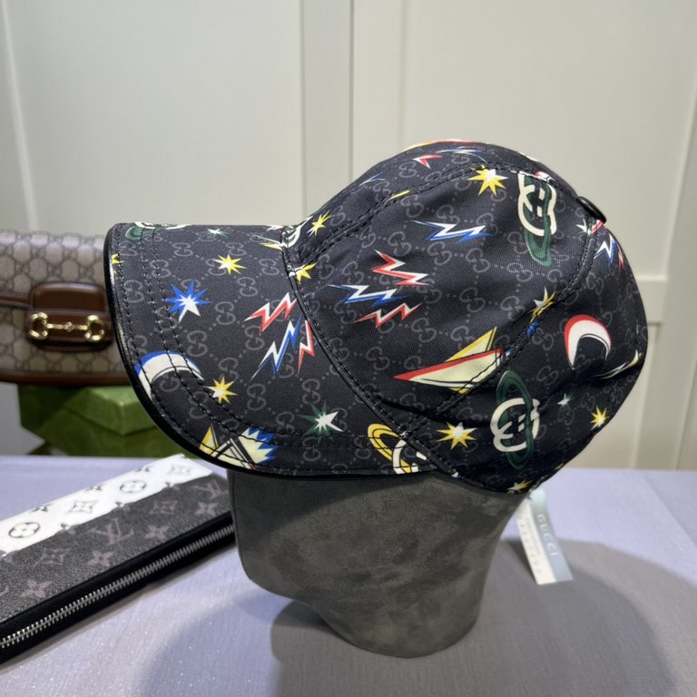 Gucci (Gucci) classic original single baseball cap     counter 11 open mold ordering, the highest version, the original canvas material   head layer cowhide, cotton lining, light and breathable! In-kind shooting, four se