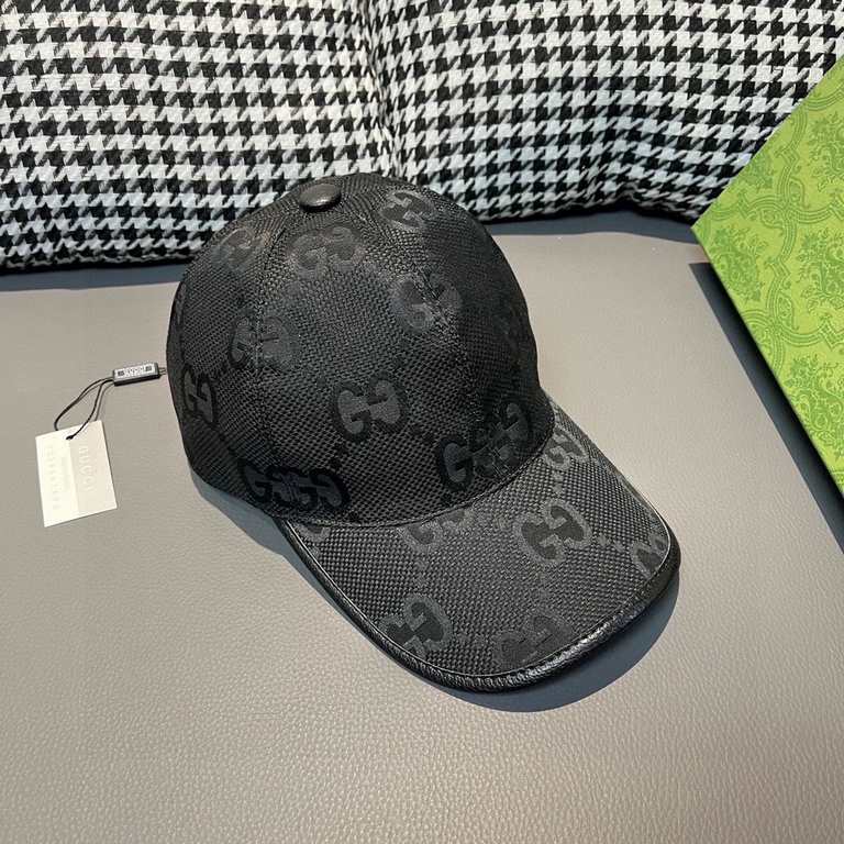 With packaging cloth bag, Gucci Gucci new original single baseball cap, large double G, counter 11 open mold ordering, perfect pair of flowers, the original canvas fabric   head layer cowhide, lightweight and breathable!