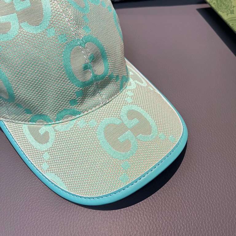 With packaging cloth bag, Gucci Gucci new original single baseball cap, candy color large double G, counter 11 open mold customized, original canvas fabric   head layer cowhide, lightweight and breathable! Basic head cir