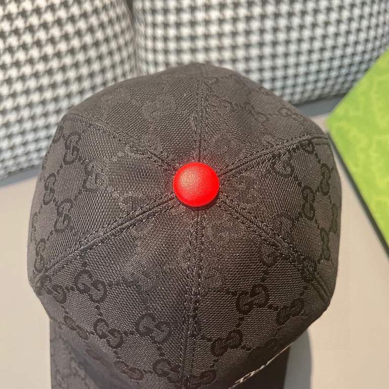 Gucci.With box cloth bag, Gucci (Gucci) new original single baseball cap, north face embroidery! Counter 11, imported canvas   head cowhide, generation purchase popular, men and women can be used with models, the quality