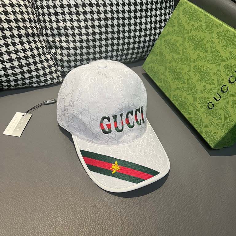 Gucci (Gucci) new original single baseball cap.With box bag, Gucci (Gucci) new original single baseball cap, 11 open mold customized, heavy embroidery, details comparable to the counter, the original canvas material   he