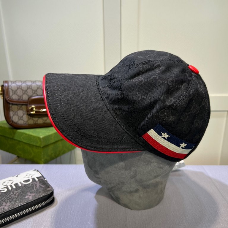 Gucci (Gucci) classic original single baseball cap     counter 11 open mold ordering, the highest version, the original canvas material   head layer cowhide, cotton lining, light and breathable! In-kind shooting, four se