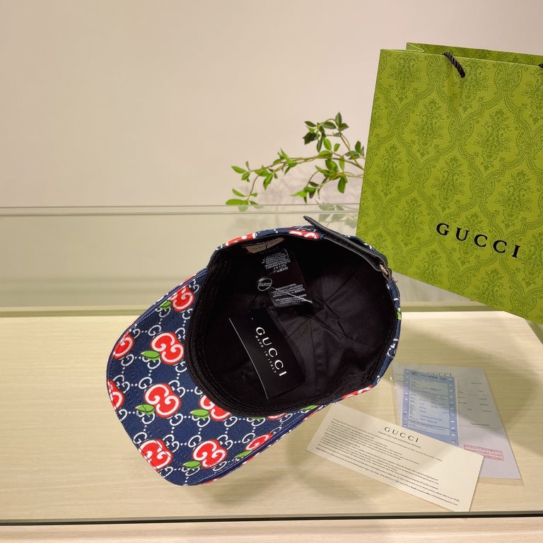 Gucci GUCCI baseball cap, official website new, baseball cap, original single quality fire attack    Craft is very exquisite High-grade atmosphere upscale! Low-key luxury, easy to carry! Running quantity!