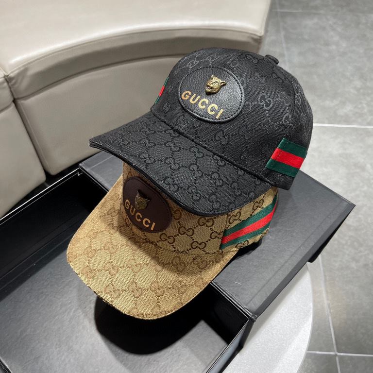 Gucci baseball cap co-branded North Face  GUCCI baseball cap   official website new Gucci baseball cap, original single quality fire attack    Craftsmanship is very exquisite High-grade atmosphere upscale! Low-key luxury