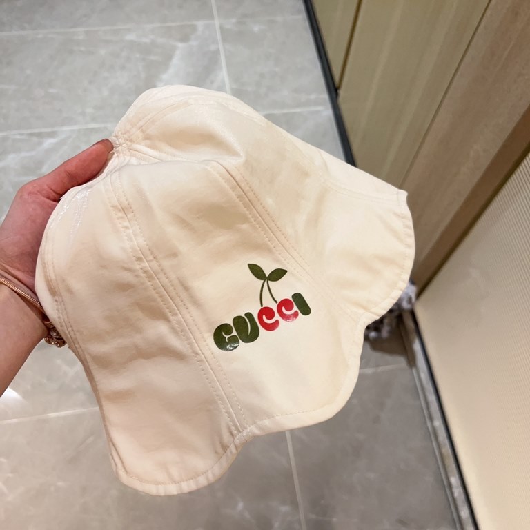 with dust bag [GUCCI Gucci] 2023 spring and summer wave brim waterproof slip material fisherman's hat, the big brand model is super good with, hurry to get!