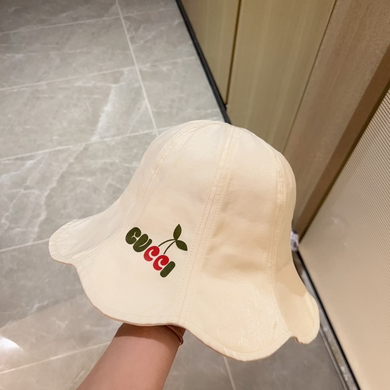 with dust bag [GUCCI Gucci] 2023 spring and summer wave brim waterproof slip material fisherman's hat, the big brand model is super good with, hurry to get!