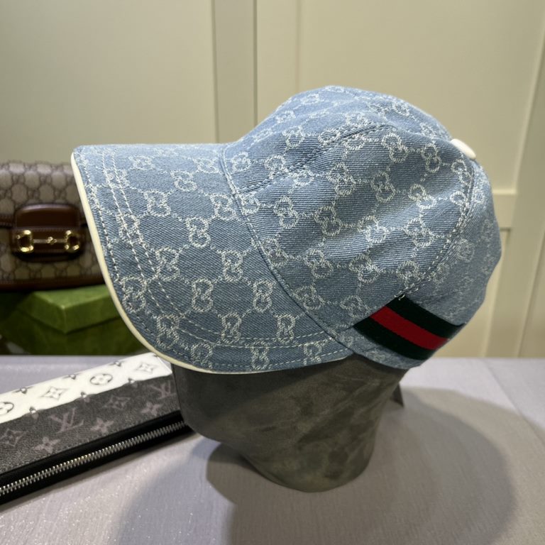 Gucci (Gucci) classic original single baseball cap, double G denim jacquard, retro design, counter 11 open mold order! Original denim fabric   head layer cowhide, lightweight and breathable! In-kind shooting, men and wom