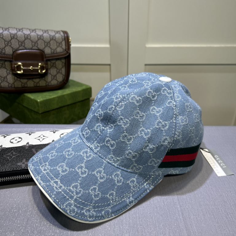 Gucci (Gucci) classic original single baseball cap, double G denim jacquard, retro design, counter 11 open mold order! Original denim fabric   head layer cowhide, lightweight and breathable! In-kind shooting, men and wom