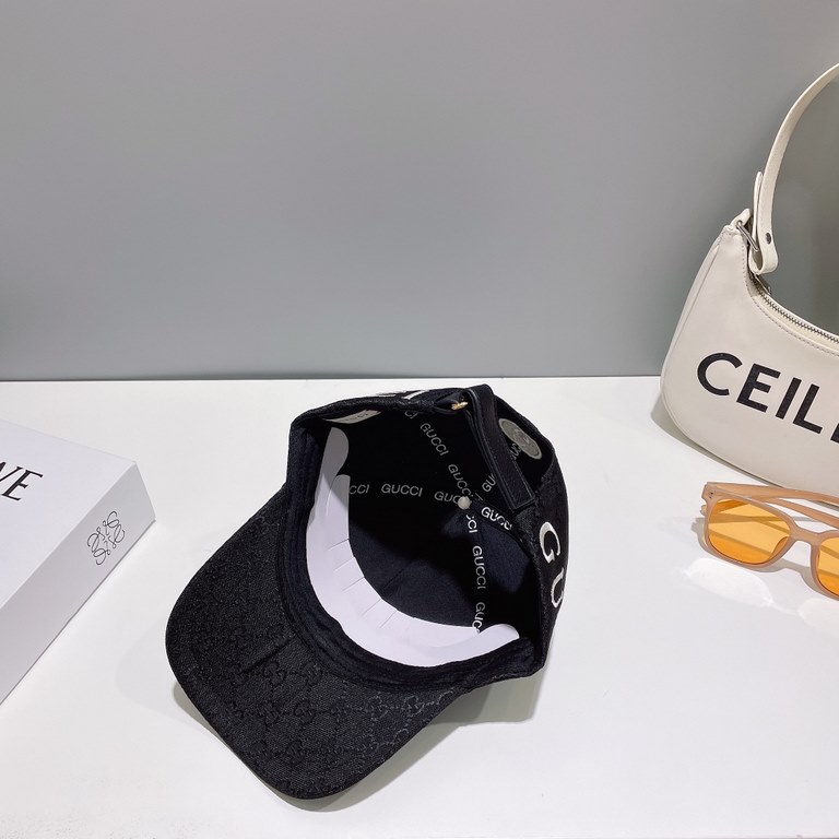 Gucci baseball cap  GUCCI  official website new, baseball cap, original single quality fire attack    The craft is very exquisite High-grade atmosphere upscale! Low-key luxury, easy to carry! Running quantity!